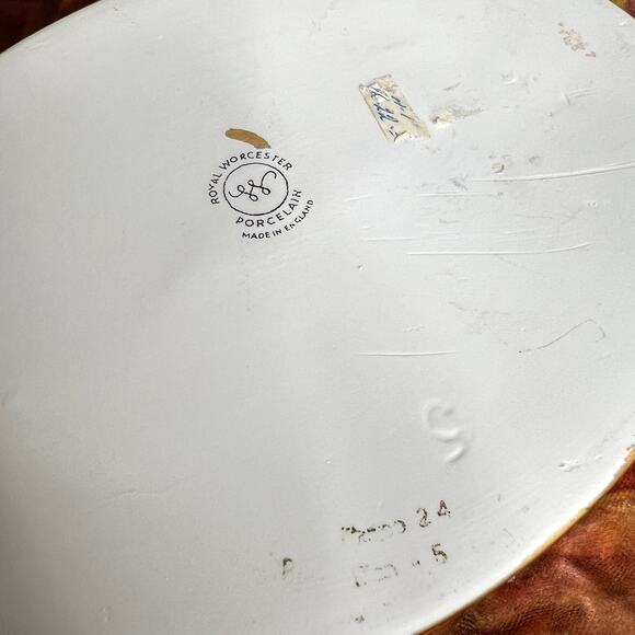 VTG 70s Royal Worcester Luster Gold 2 Qt Round Covered Casserole Size 24 Shape 5 - Picture 10 of 11